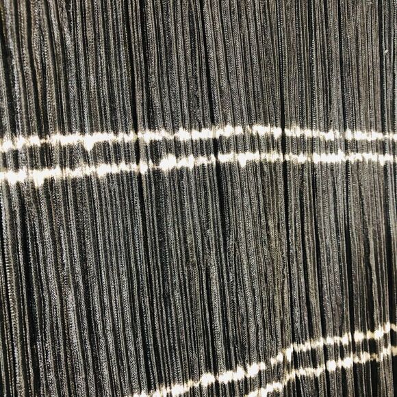 LuLaRoe Shirley Satin Kimono Size S Gray And White - Picture 3 of 8